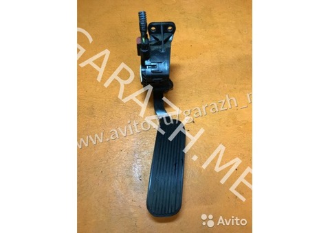 Педаль газа Ford Explorer 5 3.5 L 11-15 гг