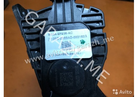 Педаль газа Ford Explorer 5 3.5 L 11-15 гг