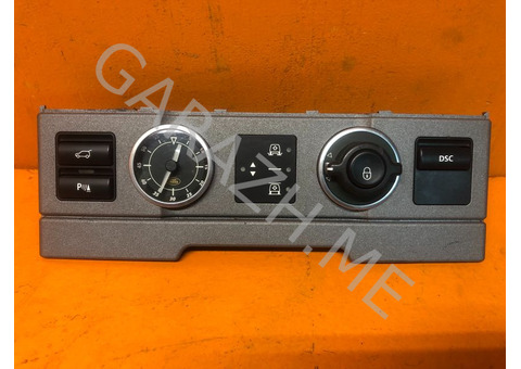 Блок кнопок центральной консоли Land Rover Range Rover 3 (02-09 гг)