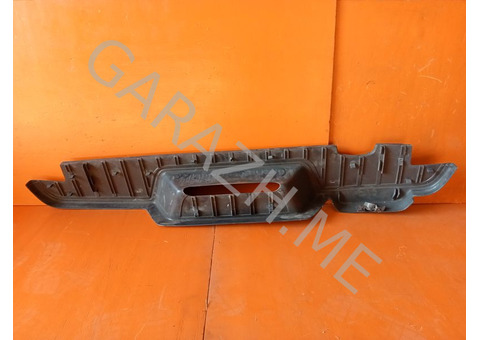 Накладка заднего бампера Hummer H3 (05-10 гг)
