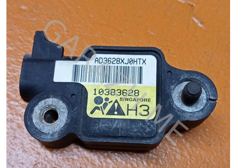 Датчик удара Hummer H3 (05-10 гг)