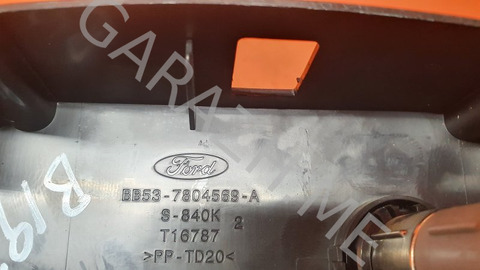 Кронштейн прикуривателя Ford Explorer 2013 [BB537804569A] U502 3.5