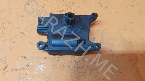 Моторчик заслонки отопителя Ford Explorer 2011 T1010120F U502 3.5