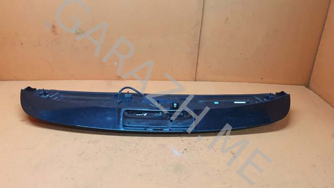 Спойлер крышки багажника Ford Explorer 2013 BB537841602AEW U502 3.5