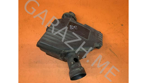 Корпус воздушного фильтра Hummer H3 2006 15839197 3.5