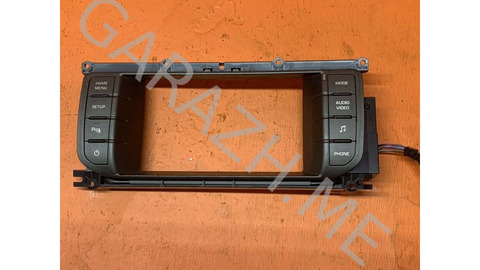 Панель управления магнитолой Land Rover Evoque 2014 EJ3218C858EC L538 2.0 БЕНЗ