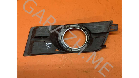 Рамка противотуманной фары Cadillac Srx 2010 25778386 2 3.0, передняя правая