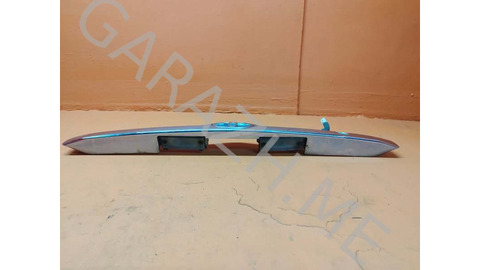 Накладка крышки багажника Toyota Highlander 2007 7681148080 XU20 3.3