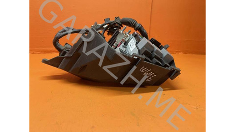 Блок предохранителей подкапотный Land Rover Evoque 2012 BJ3214290ADD L538 2.2