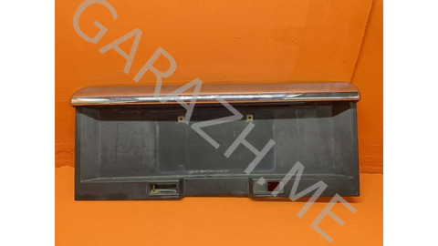 Накладка крышки багажника Hummer H2 2003 15189235 6.0