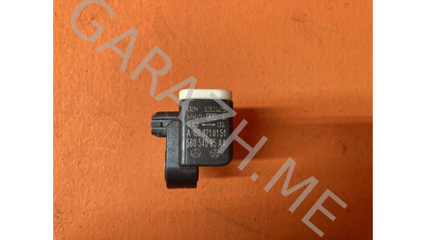 Датчик удара SRS Dodge Ram 2013 56054085AA 5.7