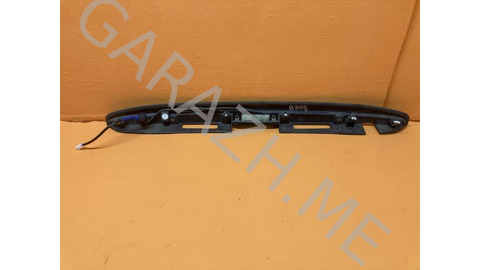 Накладка крышки багажника Lexus Rx400 2007 7680148100 3.3