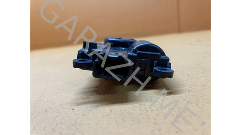 Моторчик заслонки отопителя Ford Explorer 2020 AA1138004430 U625 2.3