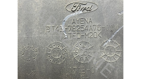 Накладка двери Ford Edge 2012 BT4378254A76BAW 3.5, задняя правая
