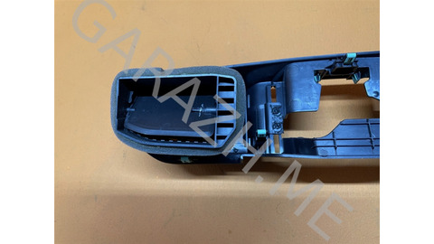 Дефлекторы обдува центральные Ford Explorer 2020 LB5B19F628CF U625 2.3