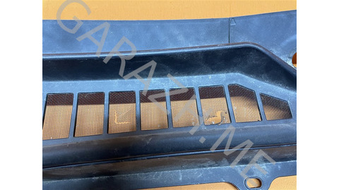 Решетка стеклоочистителя Жабо Ford Explorer 2020 LB5BS02223AGW U625 2.3