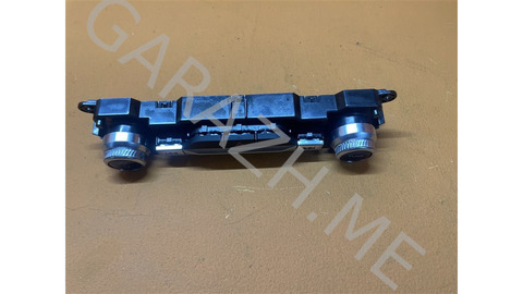 Блок управления магнитолой Ford Explorer 2020 LB5T18K811AF U625 2.3