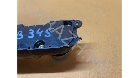 Блок управления магнитолой Ford Explorer 2020 LB5T18K811AF U625 2.3