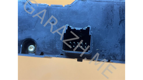 Блок управления магнитолой Ford Explorer 2020 LB5T18K811AF U625 2.3