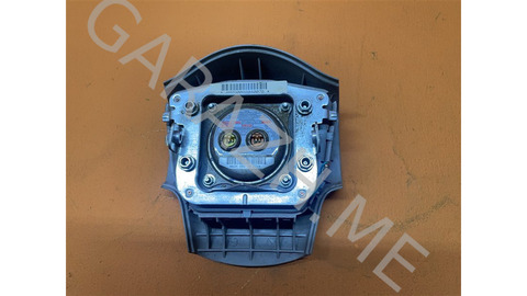 Подушка безопасности в руль Infiniti Qx56 2009 JA60 5.6